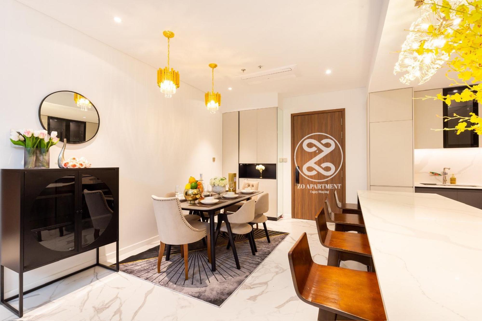 The Metropole -Complex "Opera, Crest, Galleria " -Free Pool-Gym-Sauna Room-Yoga Room Ho Chi Minh City Exterior photo
