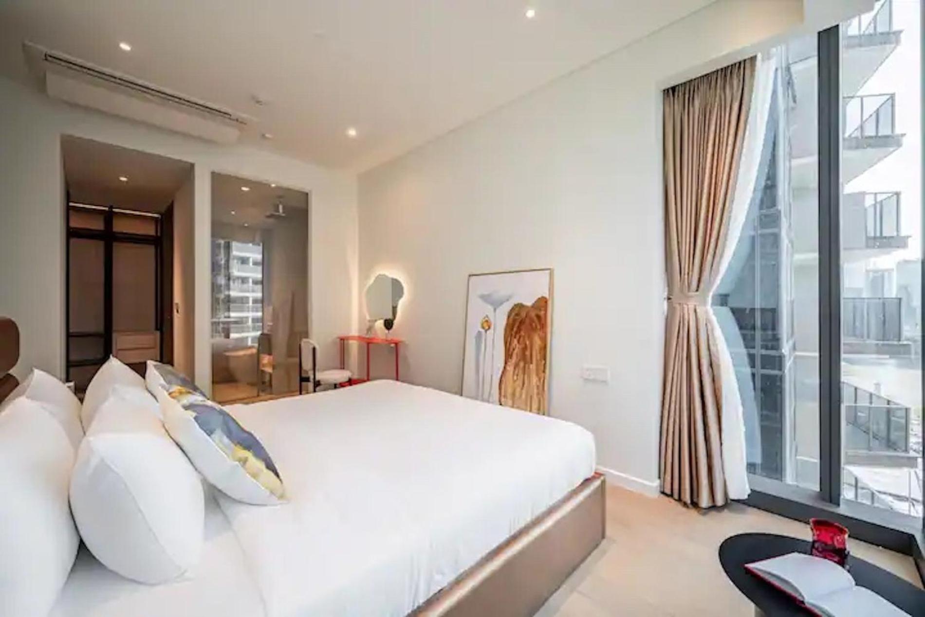 The Metropole -Complex "Opera, Crest, Galleria " -Free Pool-Gym-Sauna Room-Yoga Room Ho Chi Minh City Exterior photo