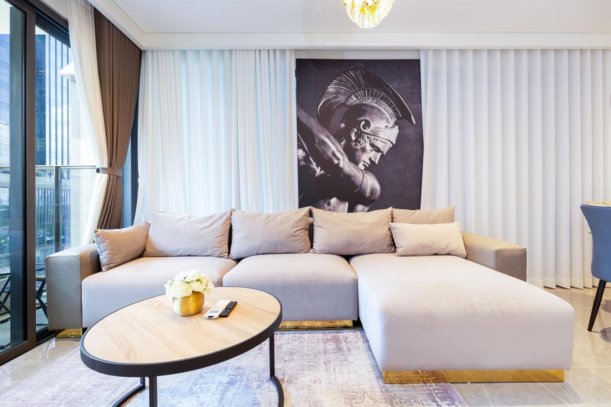 The Metropole -Complex "Opera, Crest, Galleria " -Free Pool-Gym-Sauna Room-Yoga Room Ho Chi Minh City Exterior photo