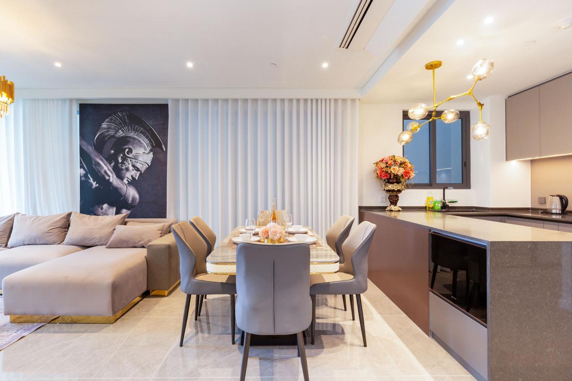 The Metropole -Complex "Opera, Crest, Galleria " -Free Pool-Gym-Sauna Room-Yoga Room Ho Chi Minh City Exterior photo